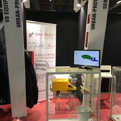 borne de défense anti véhicule bélier : borne SAFELY par Urban Protect Christian Gualtieri